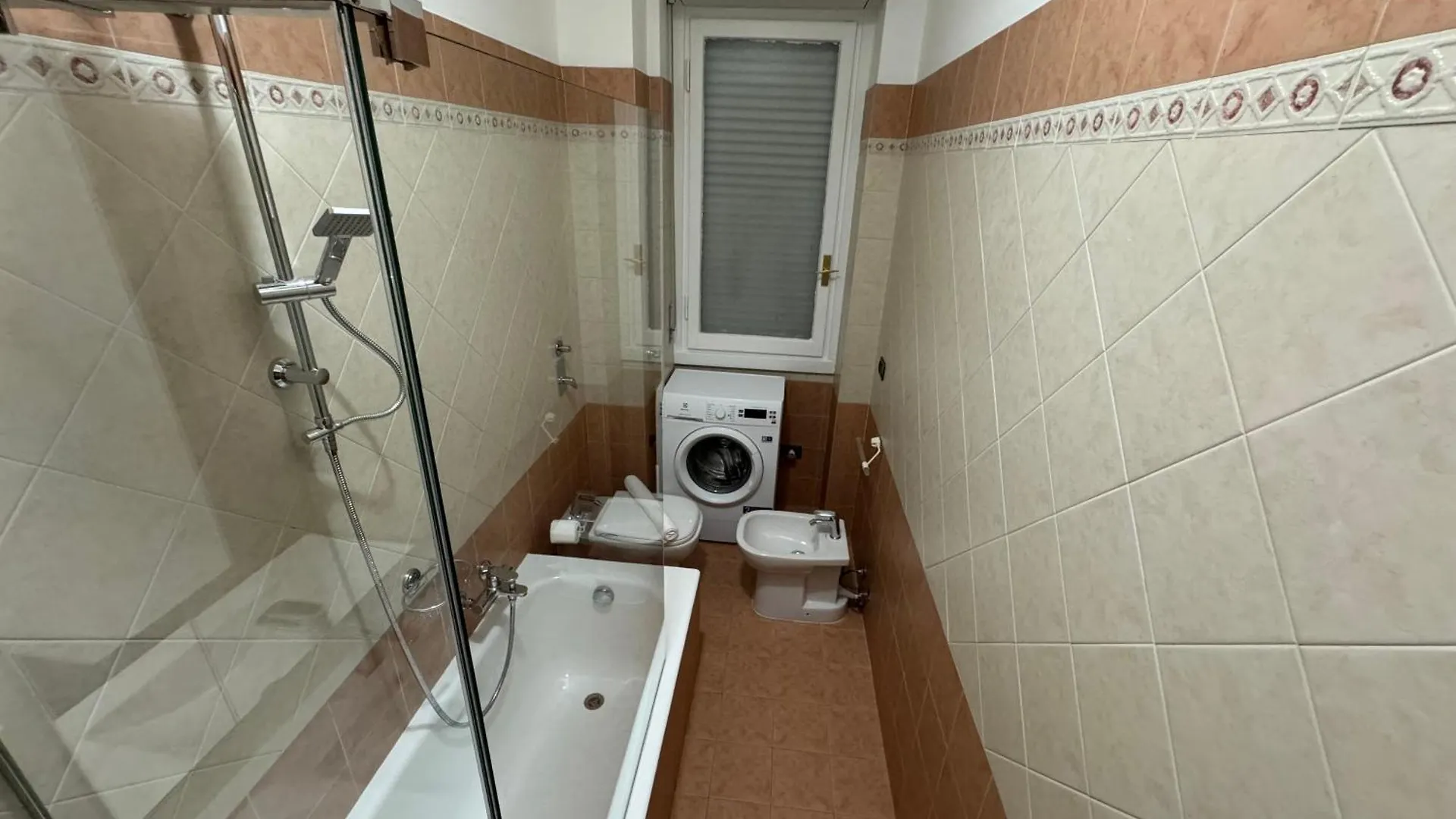Lorenteggio Urban Suite - Affitti Brevi Italia Mediolan Włochy